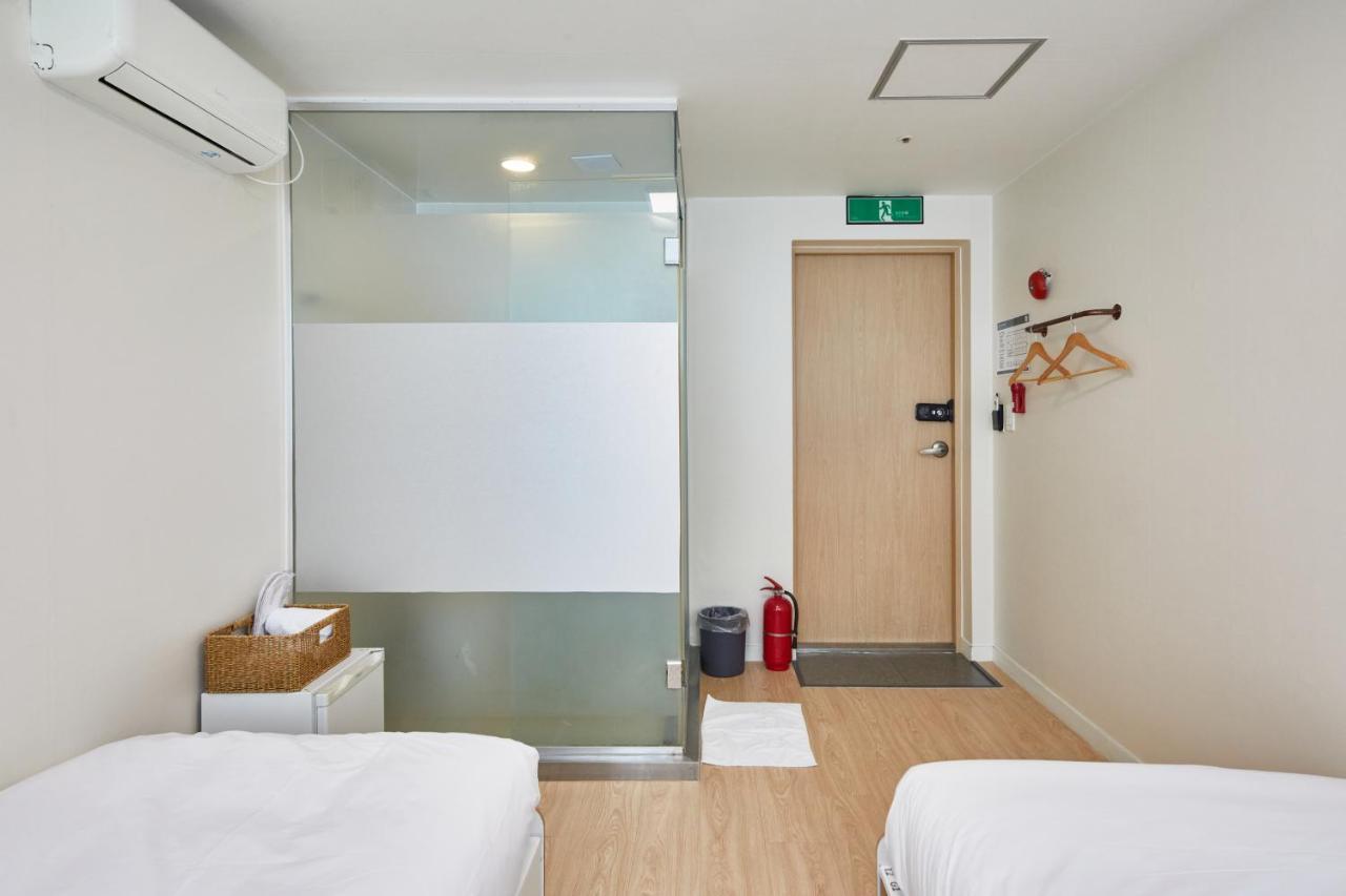 123 Hostel Seoul Exterior photo